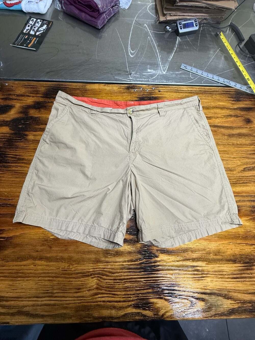 Columbia Washed Out Shorts Size 44W Tan Cotton Casual